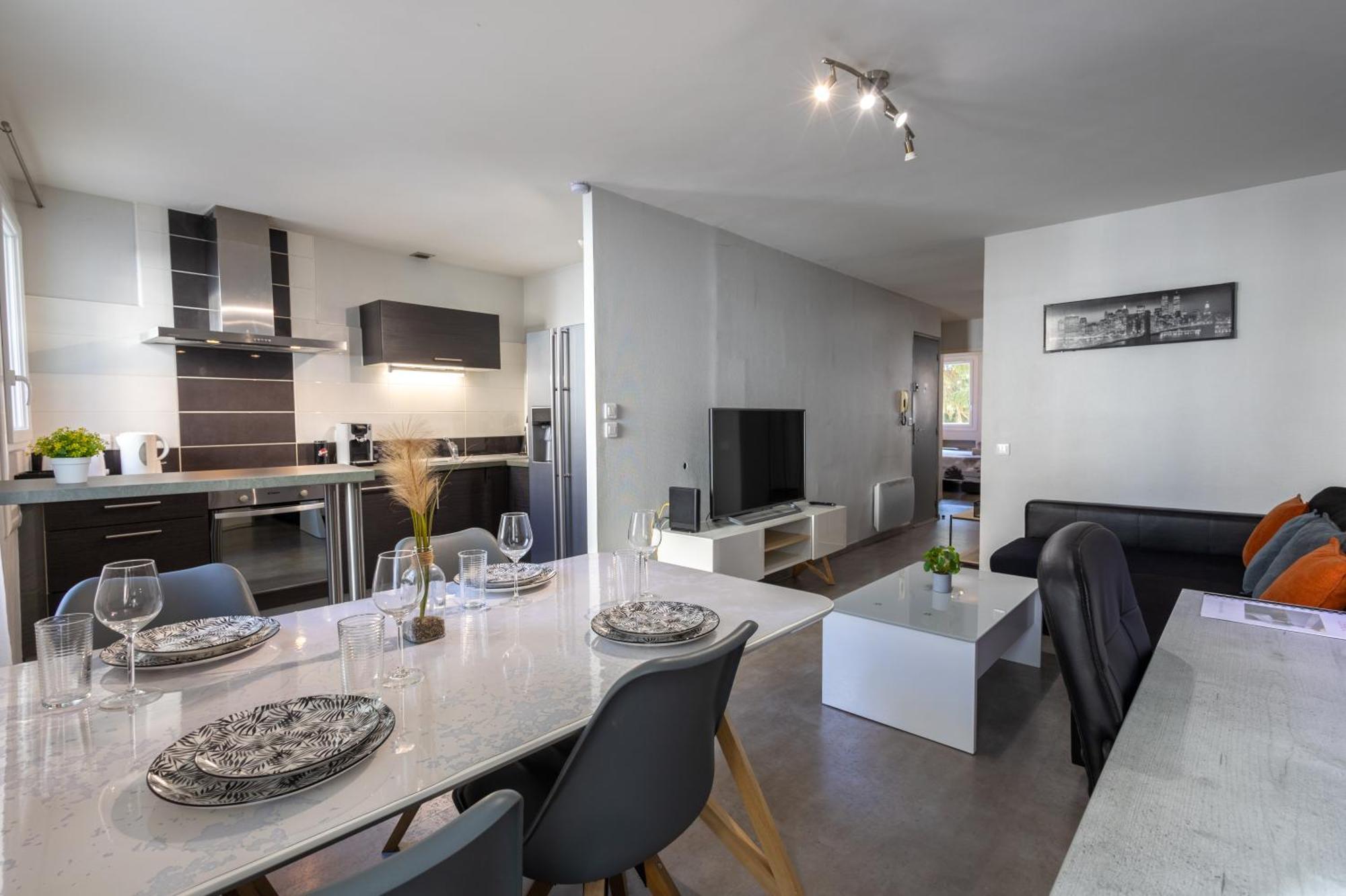 L'Eveche - T3 Spacieux & Traversant En Hypercentre Castres  Eksteriør billede